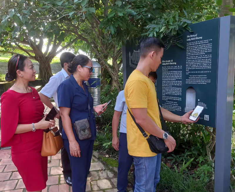 Trung tâm Bảo tồn Di sản Thành Nhà Hồ: Tích cực ứng dụng chuyển đổi số với du khách trong và ngoài nước