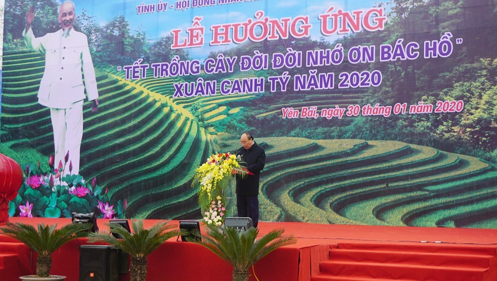 thu tuong chinh phu nguyen xuan phuc tham du tet trong cay xuan canh ty 2020