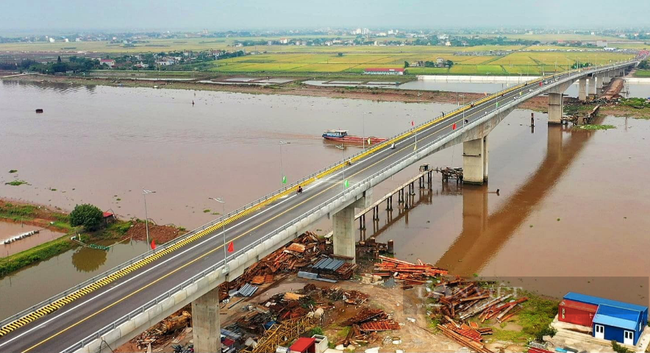 nam dinh khoi dong nhung du an tien de de but pha trong phat trien kinh te