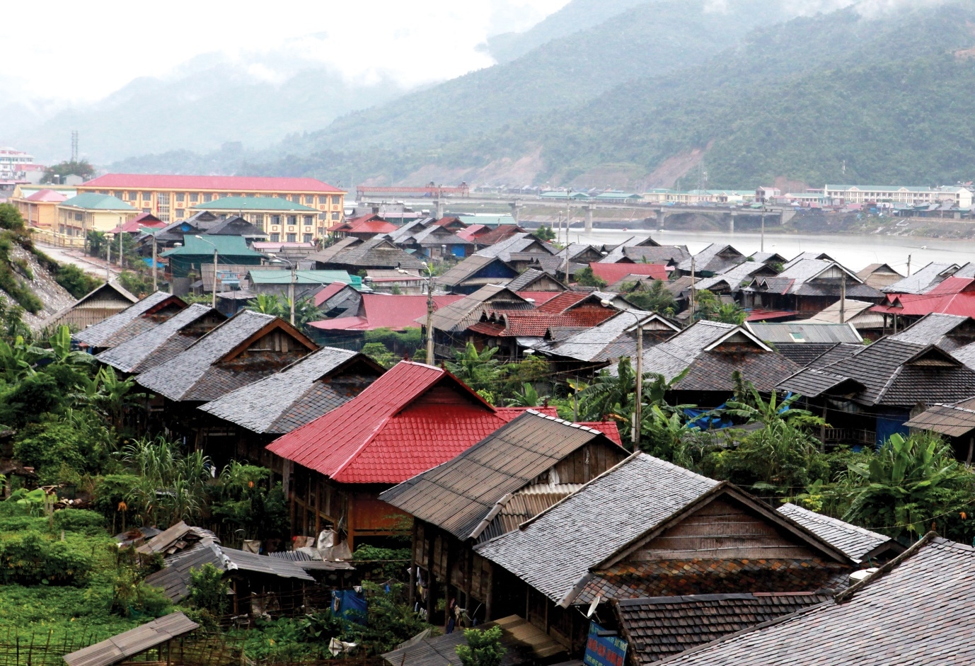 Thực hiện các dự án thành phần của dự án nhóm B thuộc Đề án ổn định dân cư, phát triển kinh tế - xã hội vùng tái định cư thủy điện Sơn La