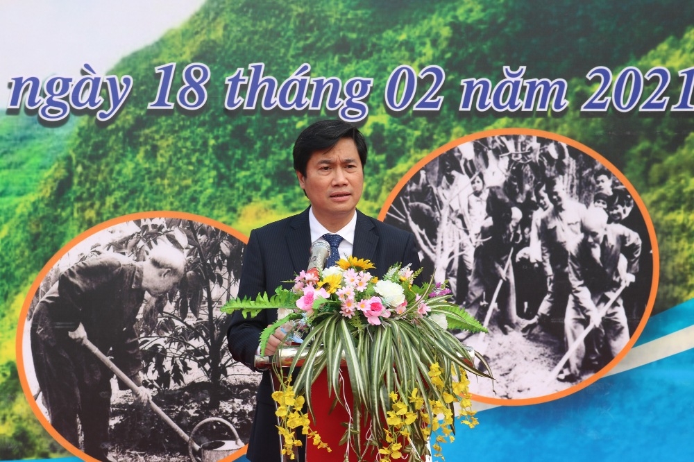 quang ninh ngay dau ra quan trong cay xuan tan suu trong duoc 18ha rung