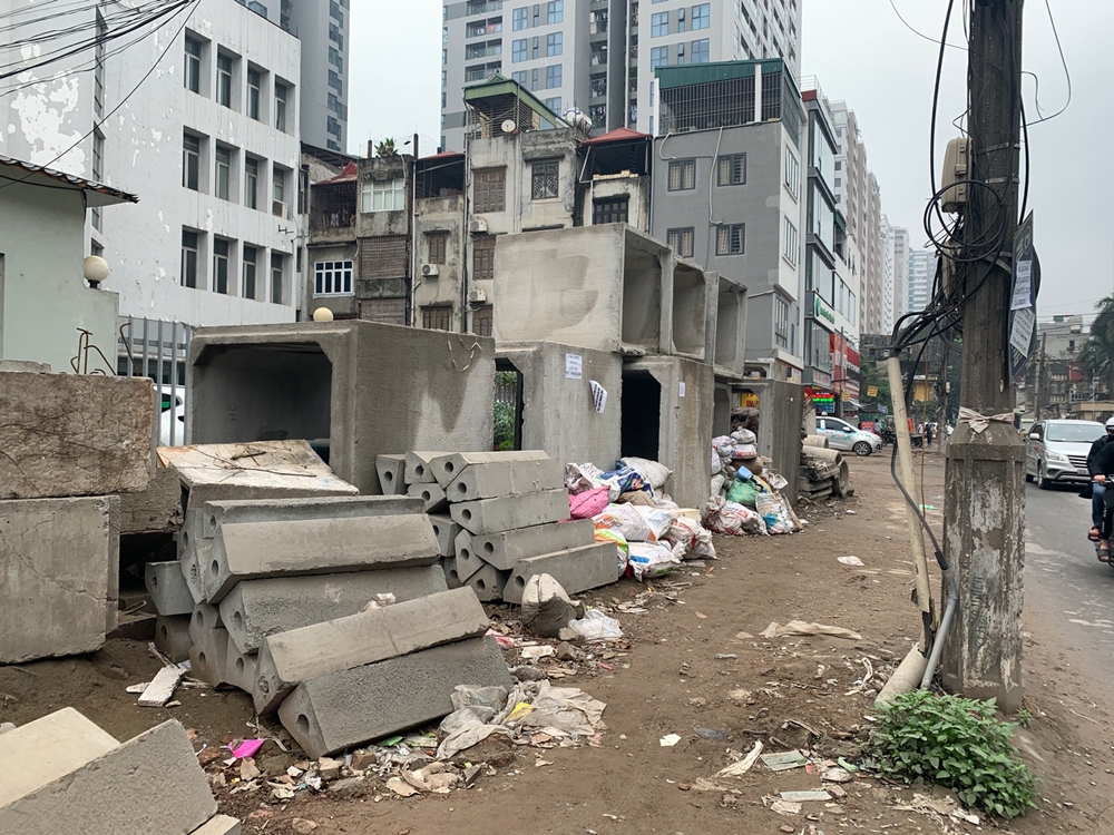 ha noi nhung chiec bay tren duong vu trong phung