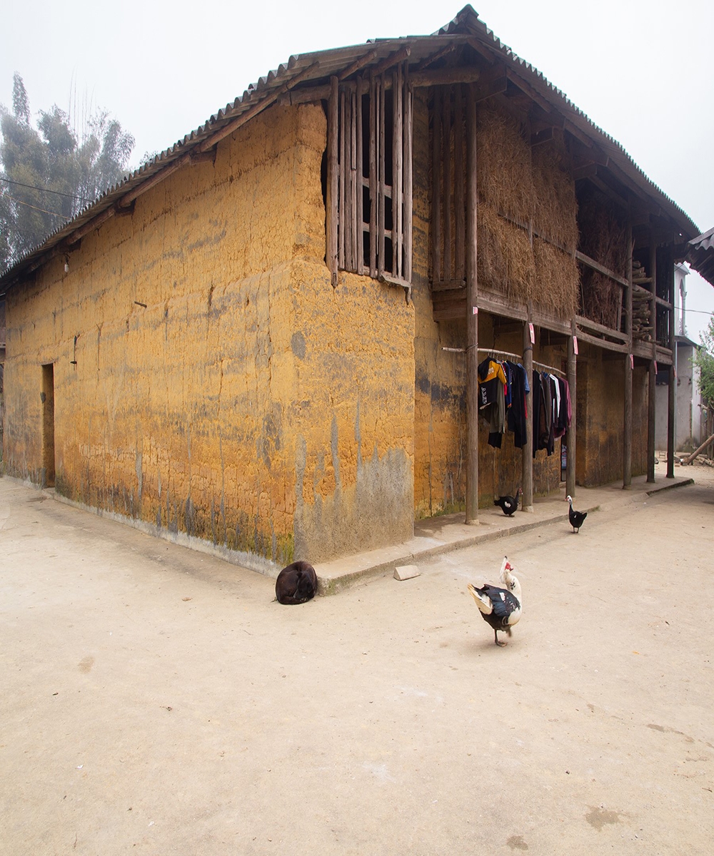 kham pha net doc dao cua nha trinh tuong cua nguoi mong o si ma cai