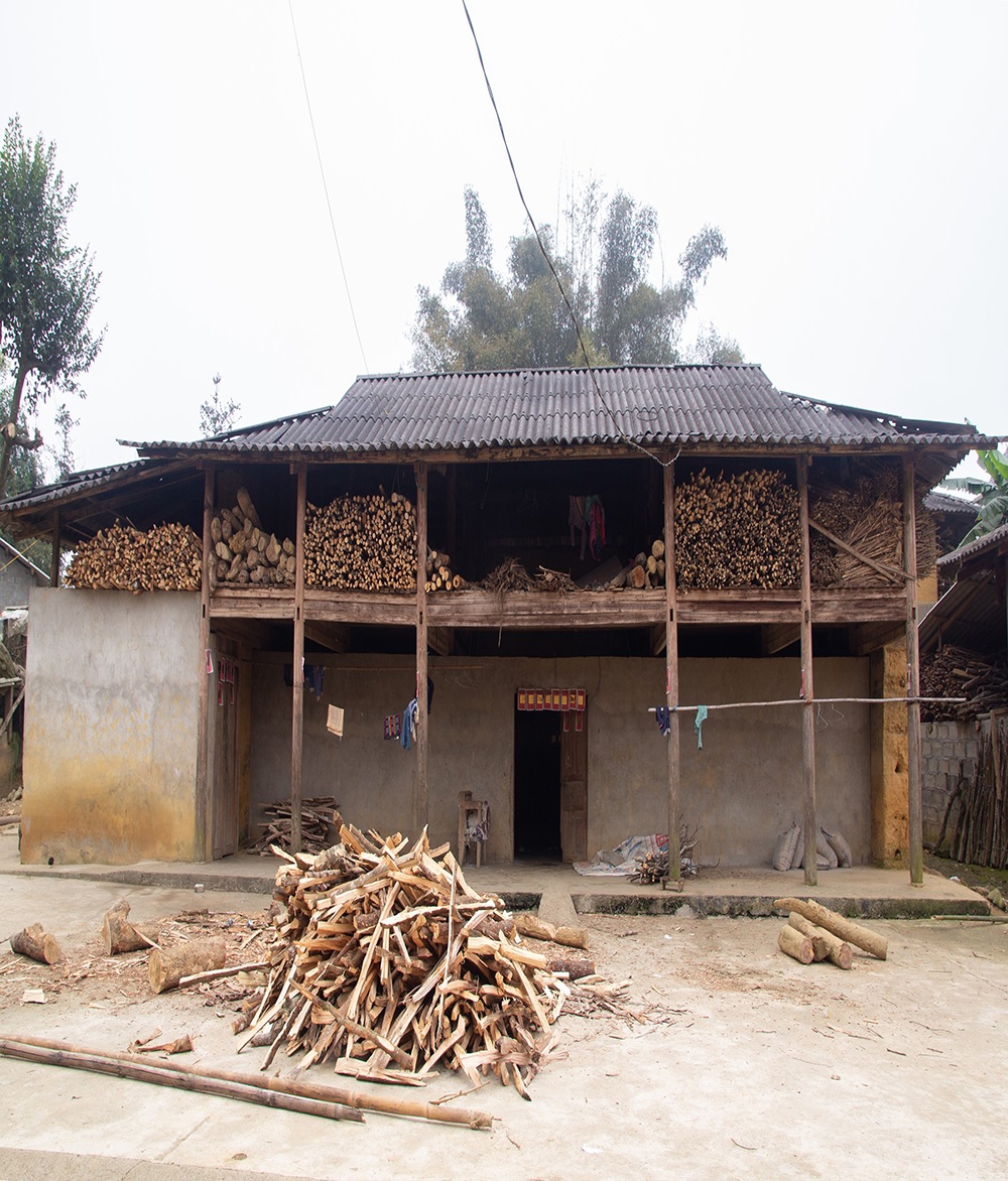 kham pha net doc dao cua nha trinh tuong cua nguoi mong o si ma cai