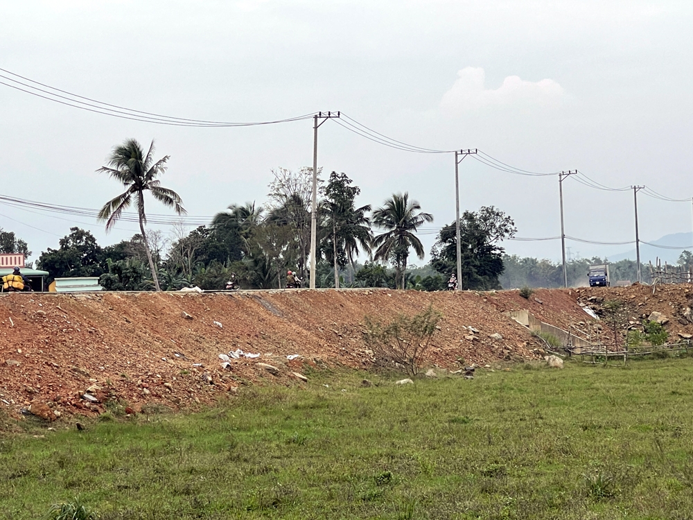 da nang canh bao tinh trang chuyen nhuong dat nong nghiep sang dat o