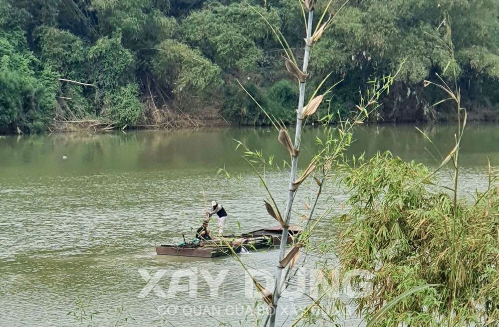 Diên Khánh (Khánh Hòa): Chính quyền có biết việc khai thác cát lậu ngay trong “nhà mình”?