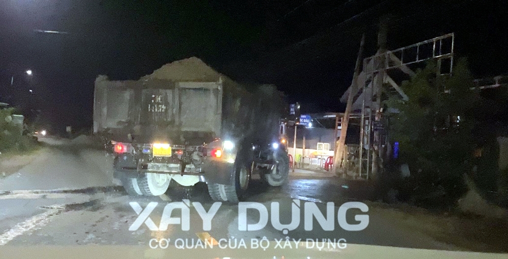 dien khanh khanh hoa chinh quyen co biet viec khai thac cat lau ngay trong nha minh