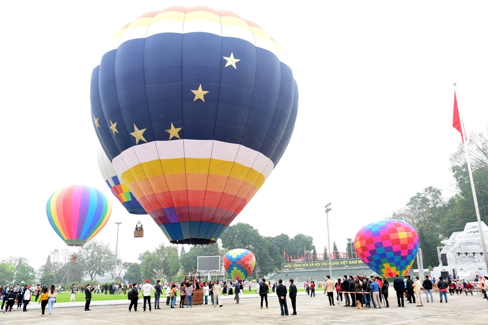 tuyen quang khai mac le hoi khinh cau quoc te lan thu i