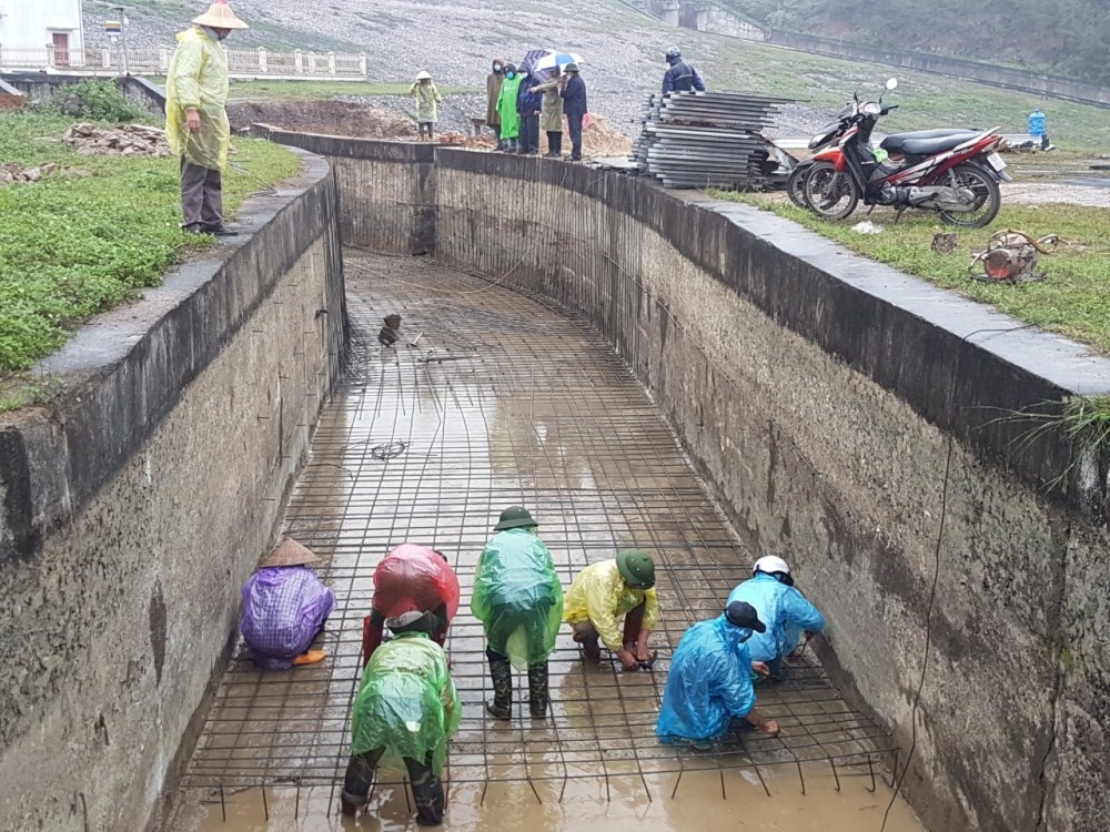 quang ninh ho yen lap sut lun tiem an nguy co vo kenh muong chinh