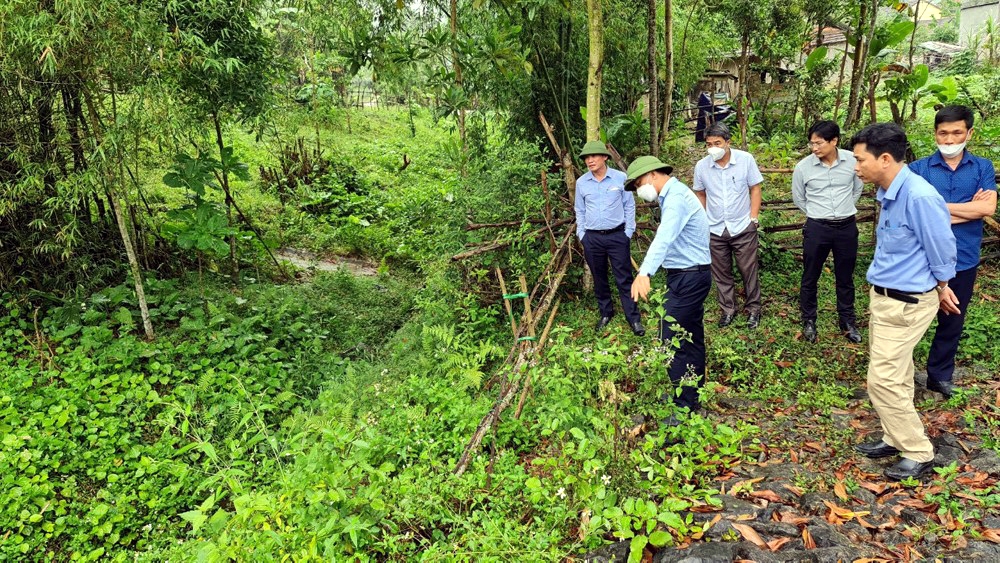 quang binh hang loat cong trinh ho dap thuy loi hu hong xuong cap