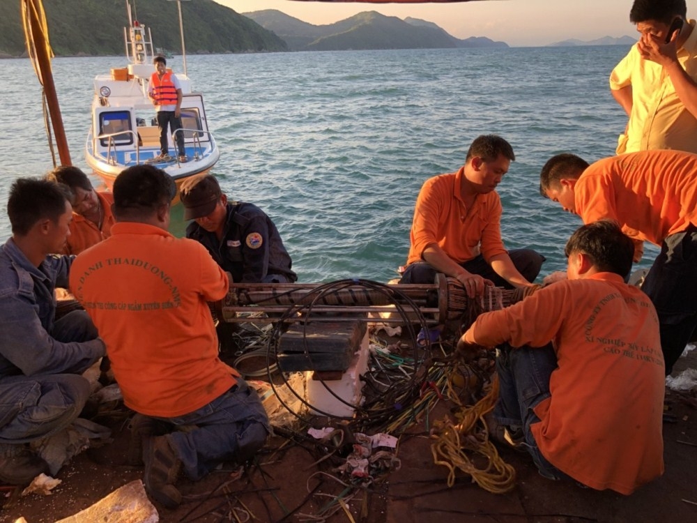 quang ninh dao tran bung sang dien luoi quoc gia