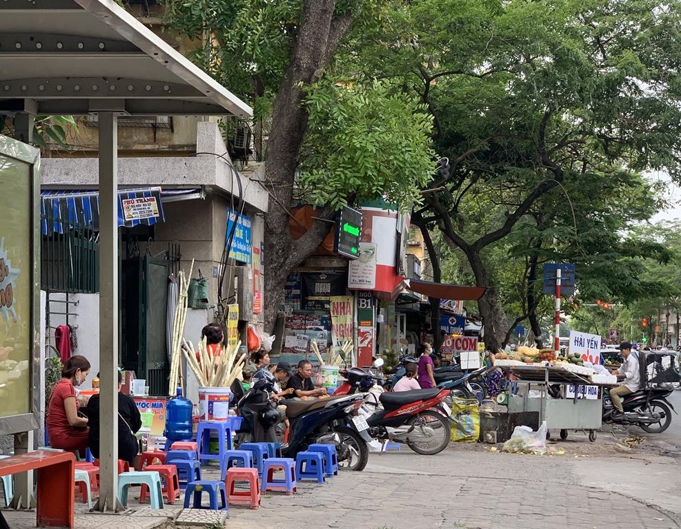 tai dien tinh trang lan chiem via he tai ha noi