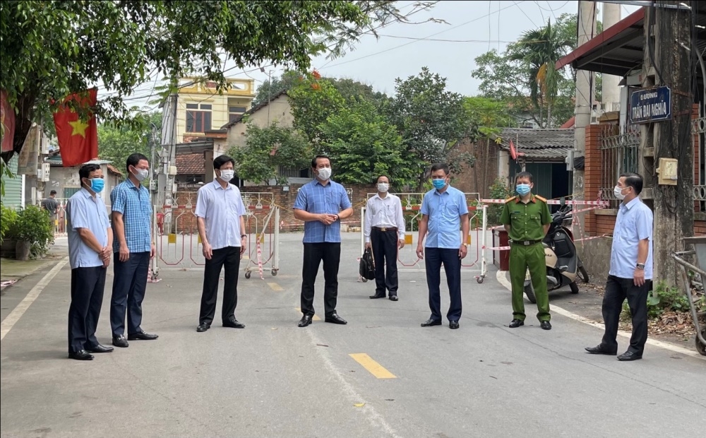 Vĩnh Phúc: Phó Bí thư Thường trực Tỉnh ủy kiểm tra công tác phòng chống dịch Covid - 19 tại một số địa phương và doanh nghiệp