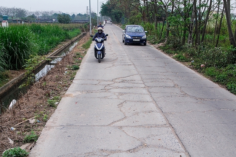 ha noi huyen dan phuong cai tao nang cap duong lien xa tan hoi ha mo