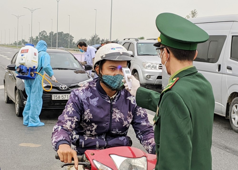 hai phong khuyen cao nguoi dan han che toi da viec di chuyen den vung co dich