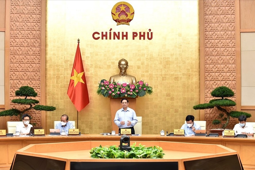 chinh phu ban hanh nghi quyet phien hop chuyen de ve phong chong dich covid 19