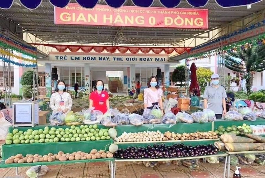 Khoảng lặng của phố núi