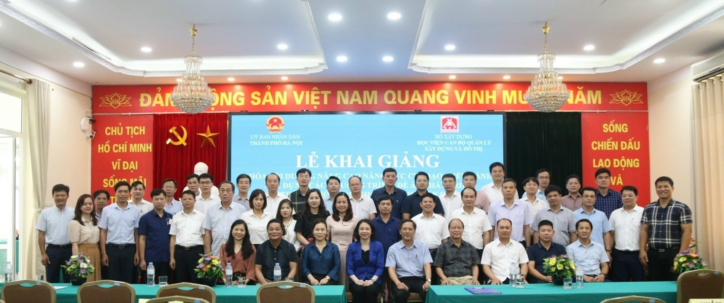 ha noi nang cao nang luc can bo de thuc hien de an phat trien do thi thong minh