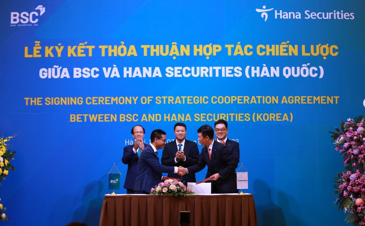 BSC và HSC (Hàn Quốc) ký kết thỏa thuận hợp tác chiến lược