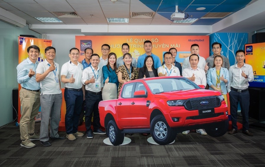 akzonobel viet nam tim ra chu nhan giai thuong xe ford ranger trong chuong trinh khuyen mai he ruc lua