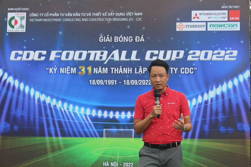 tung bung khoi tranh giai bong da cdc football cup 2022