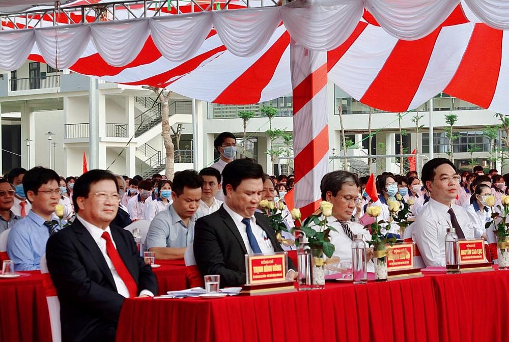 pho thu tuong trinh dinh dung du khai giang nam hoc moi tai vinh phuc