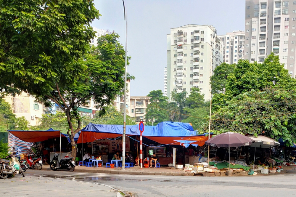 thanh xuan ha noi vi sao hon 2000 m2 dat vang tren duong nguyen thi thap nhieu nam dap chieu bo hoang