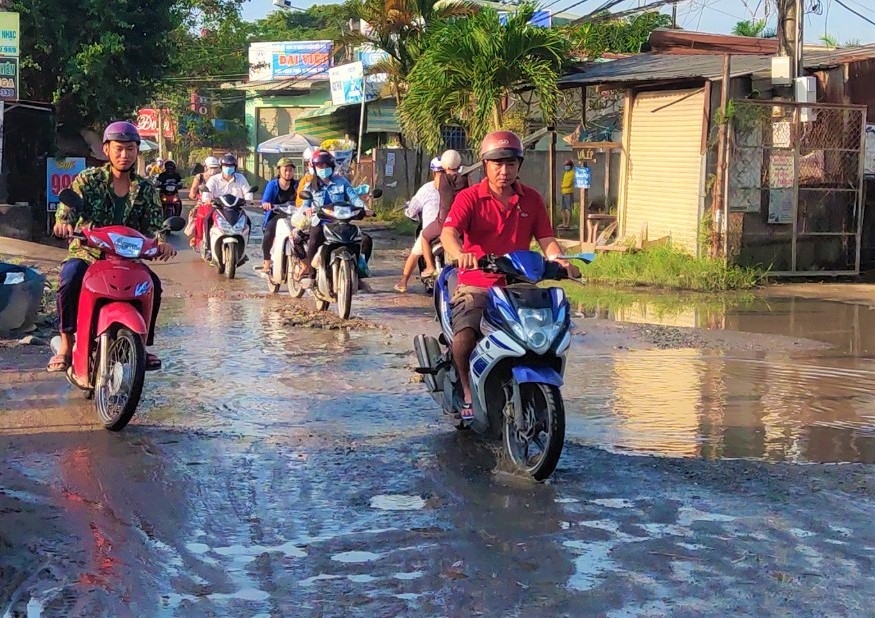 thanh pho can tho can canh nhieu tuyen duong xuong cap nghiem trong sau vai tran mua