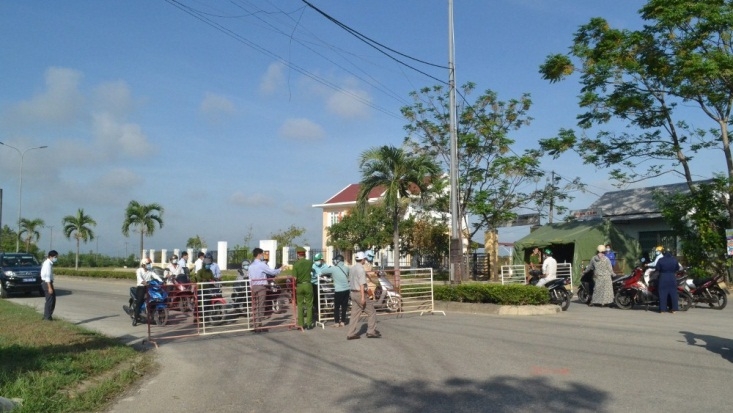 thua thien hue kiem soat nguoi va phuong tien ra vao trung tam huyen quang dien