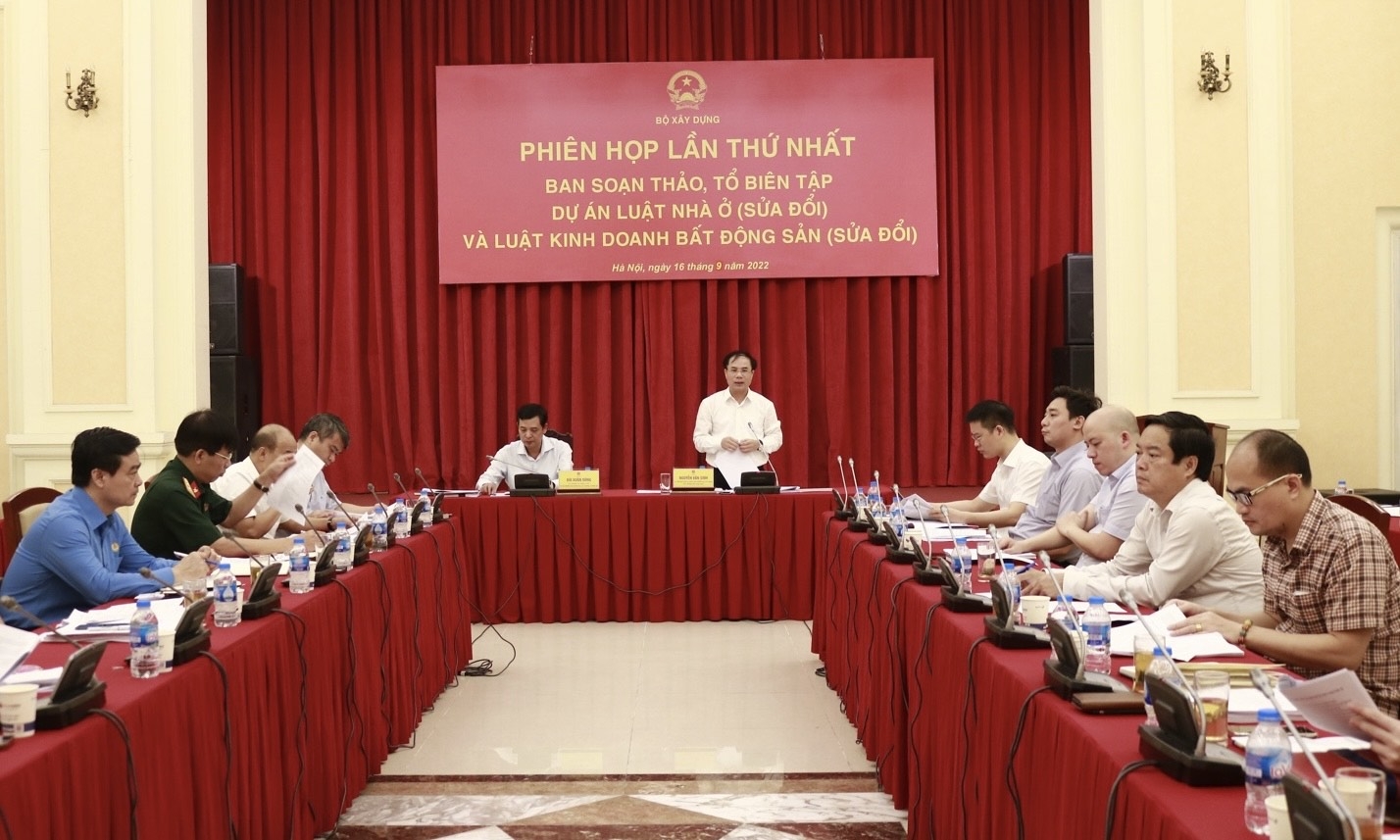 Phiên họp lần thứ nhất Ban soạn thảo, tổ biên tập Dự án Luật Nhà ở (sửa đổi) và Luật Kinh doanh BĐS (sửa đổi)