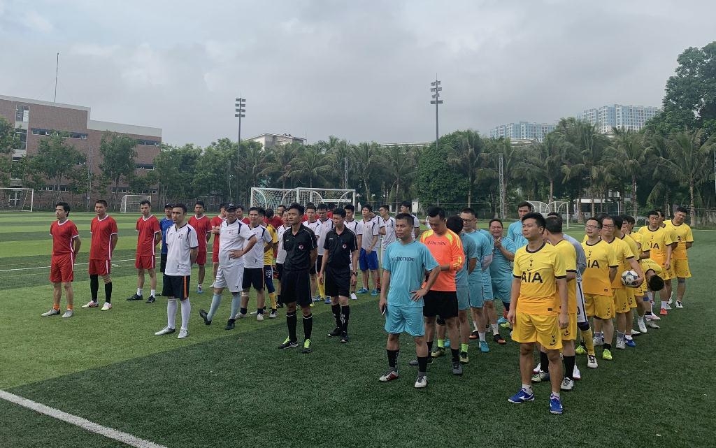 tung bung giai bong da tu hung ecopark football cup 2020