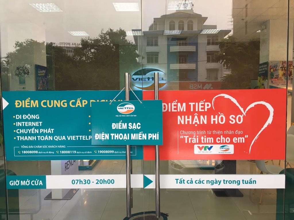 viettel dam bao lien lac va chia se kho khan voi dong bao lu lut mien trung