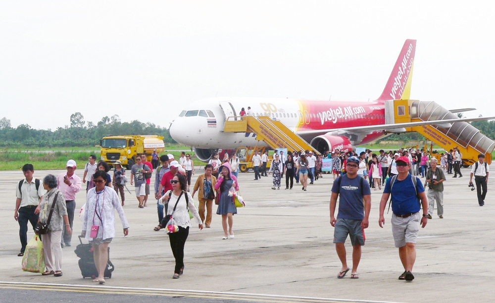 can tho thong nhat mo lai duong bay noi dia den 7 dia phuong