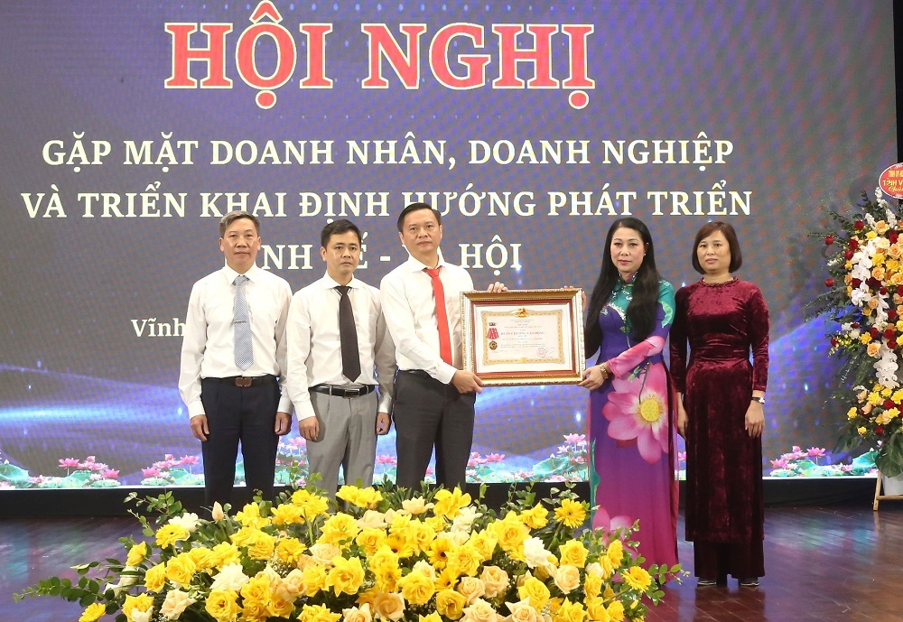 Vĩnh Phúc: Gặp mặt và tuyên dương các doanh nghiệp tiêu biểu trên địa bàn