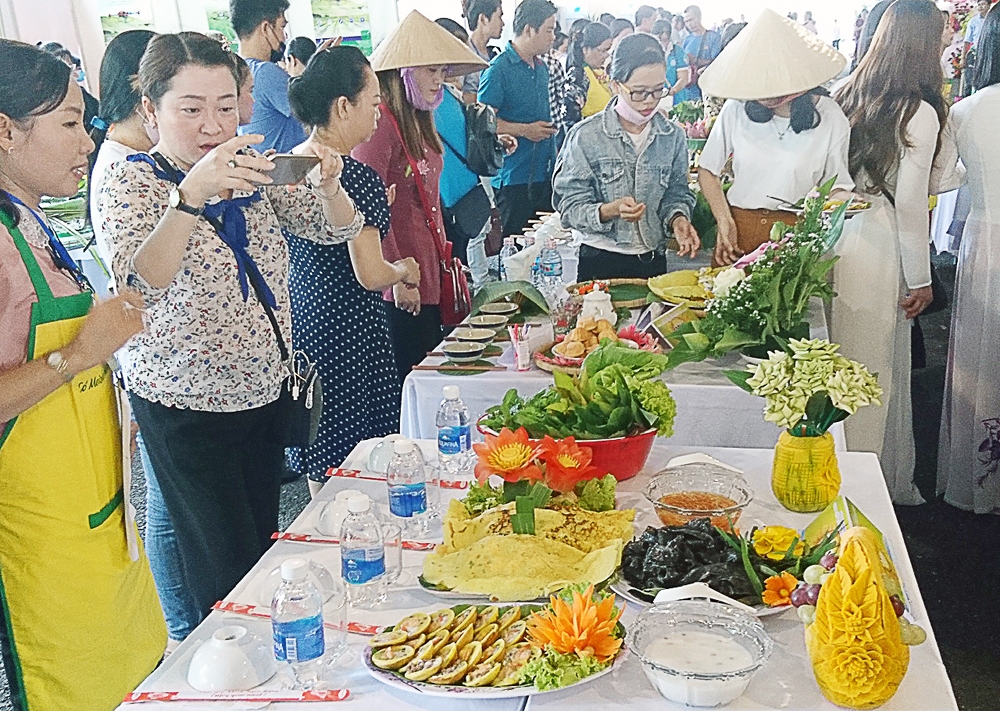 ve miet hau giang thuong thuc huong vi que nha