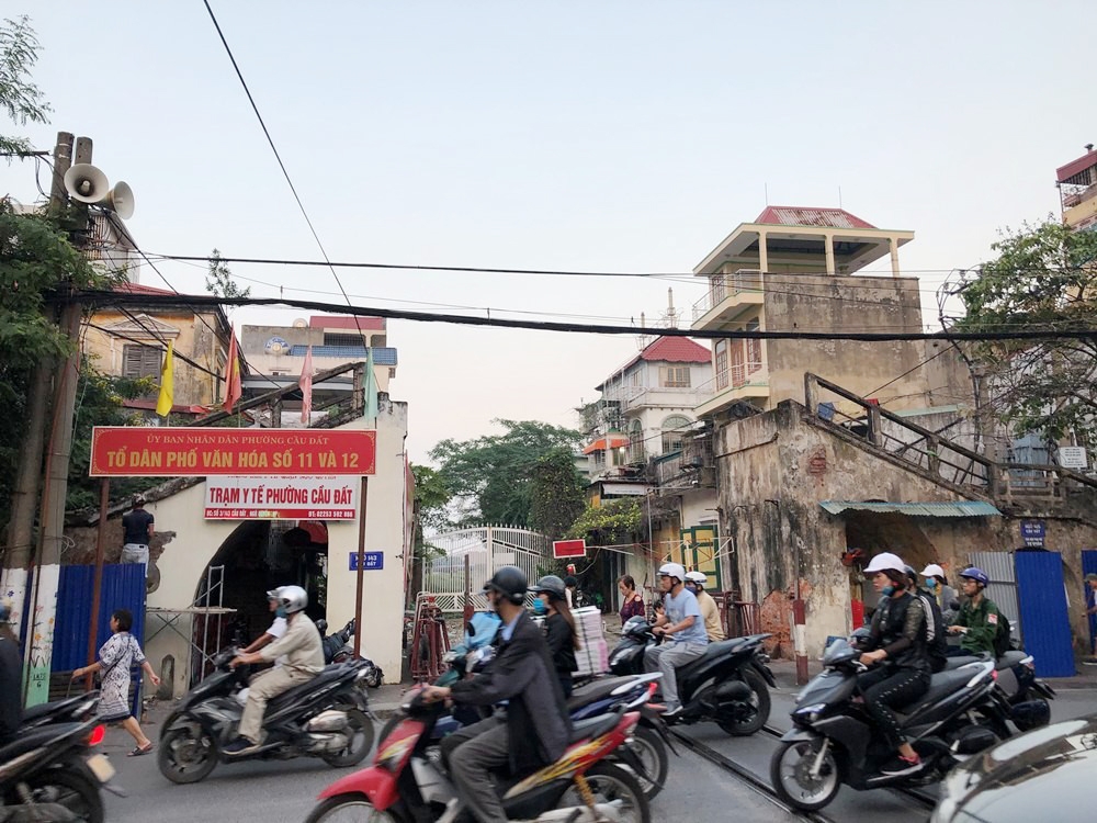 hai phong khoi phuc cau vuot duong sat tren duong cau dat