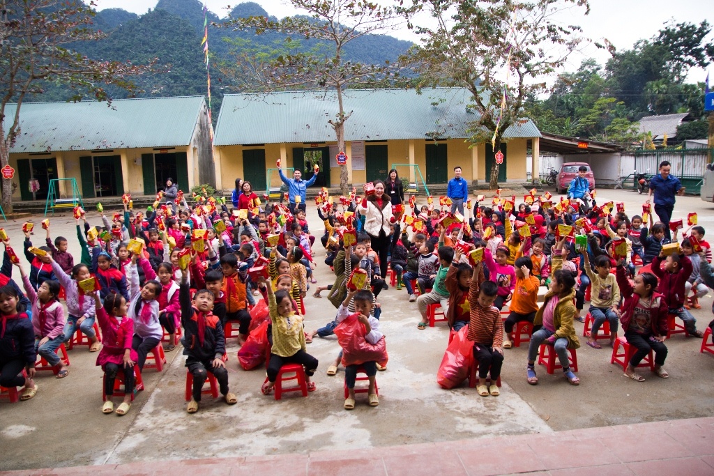 hanh trinh dong am vung cao cua chi doan bao xay dung tai ha giang