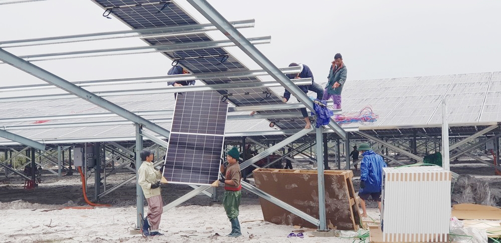 thua thien hue nguy co bien dat trang trai thanh du an dien mat troi