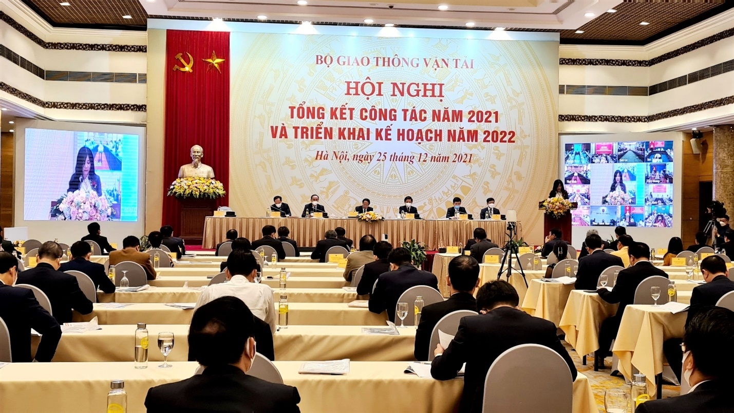 Bộ Giao thông Vận tải tổng kết công tác năm 2021: Nỗ lực vượt khó hoàn thành giải ngân vốn đầu tư xây dựng cơ bản