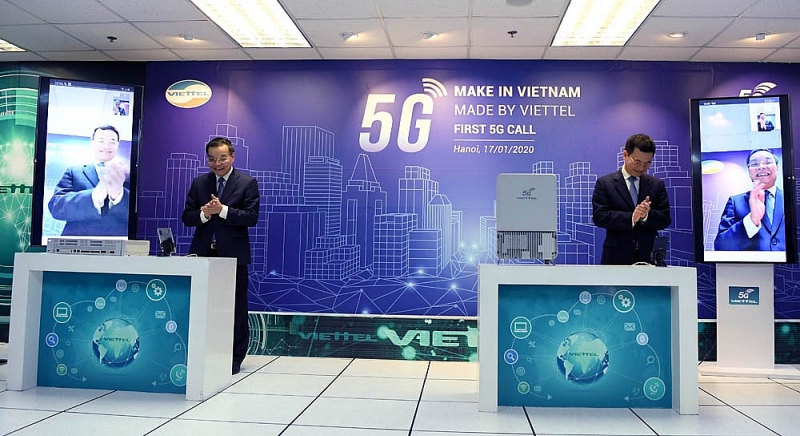 viettel thuc hien cuoc goi 5g dau tien tren thiet bi 5g make in vietnam