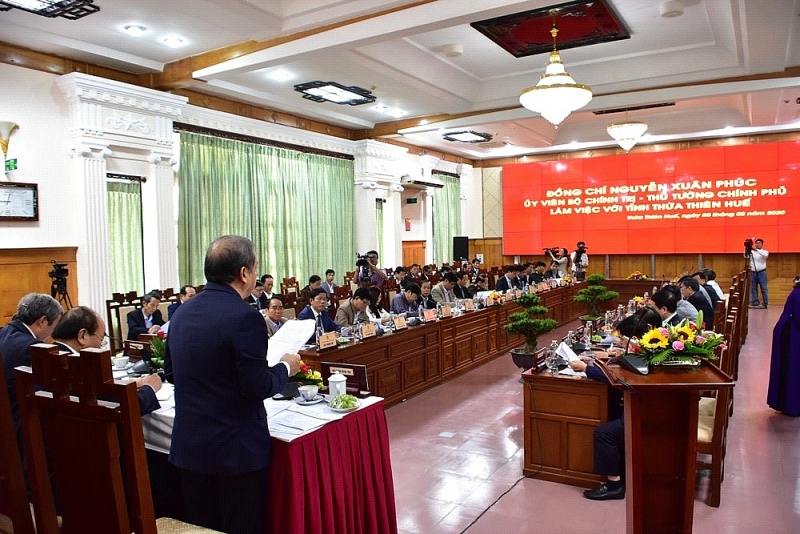 thu tuong chinh phu nguyen xuan phuc lam viec voi tinh thua thien hue