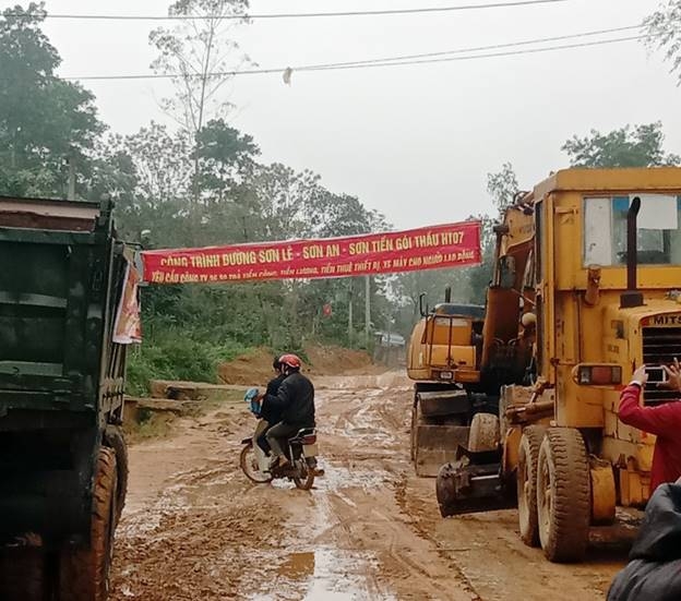 Hà Tĩnh: Chủ đầu tư buông lỏng quản lý hay nhà thầu kém năng lực?