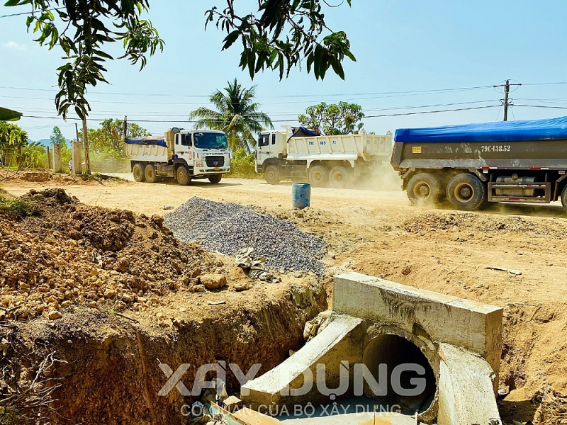 nguoi dan than troi vi du an duong tinh lo 3 thi cong cau tha