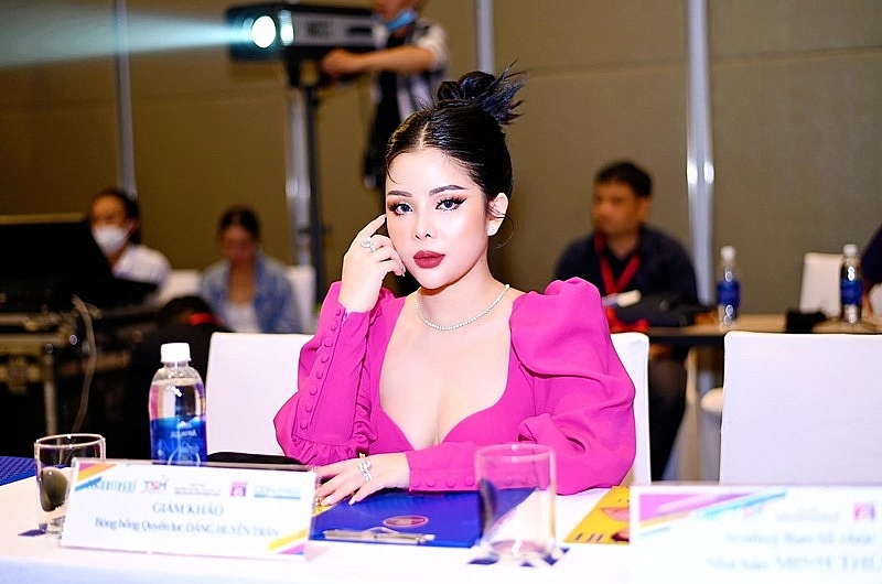 bong hong quyen luc dang huyen tran dam nhan vai tro cam can nay muc tai hoa hau duyen dang hoan vu 2022