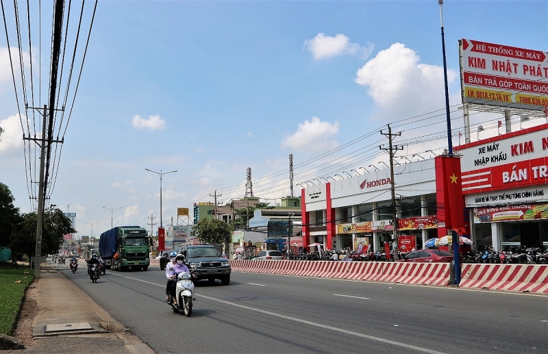 binh duong dong tho mo rong tuyen duong huyet mach voi von dau tu 1300 ty dong