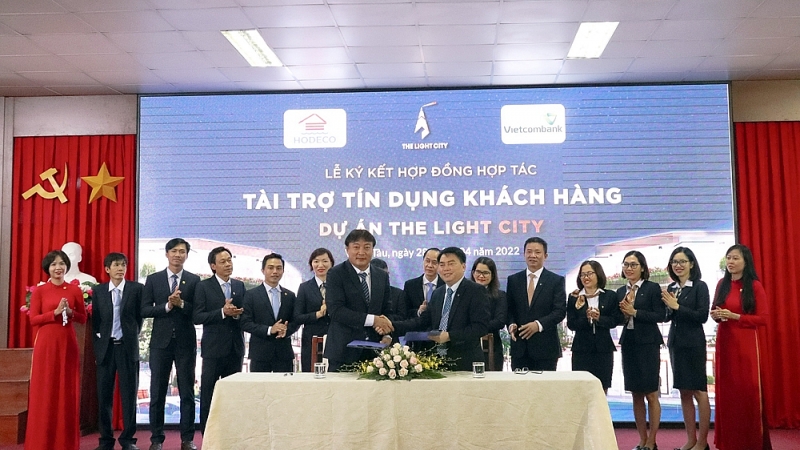 vietcombank vung tau tai tro tin dung khach hang du an the light city