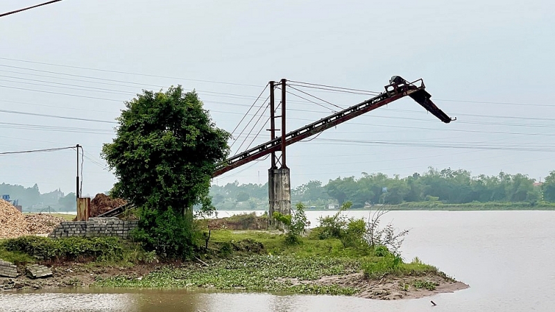 hoa lu ninh binh chinh quyen bat luc voi vi pham de dieu