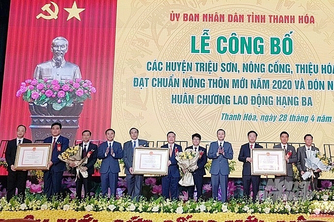 thanh hoa cong bo 3 huyen don nhan nong thon moi