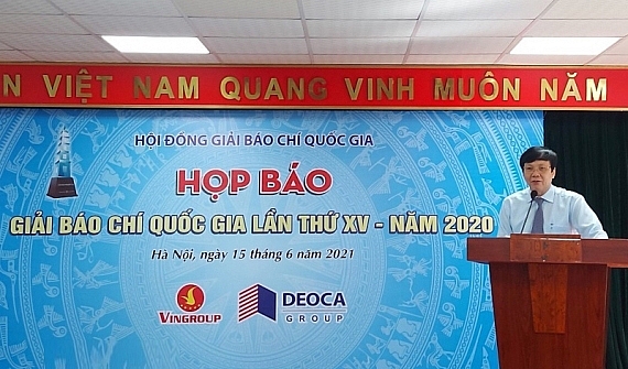 giai bao chi quoc gia lan dau tien co giai dac biet