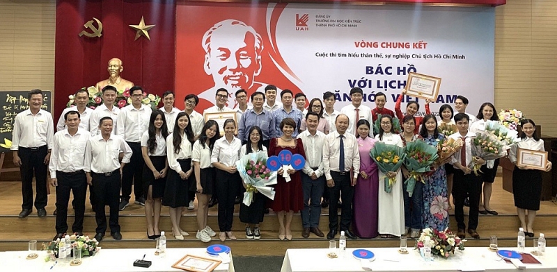 truong dai hoc kien truc thanh pho ho chi minh to chuc cuoc thi bac ho voi lich su van hoa viet nam